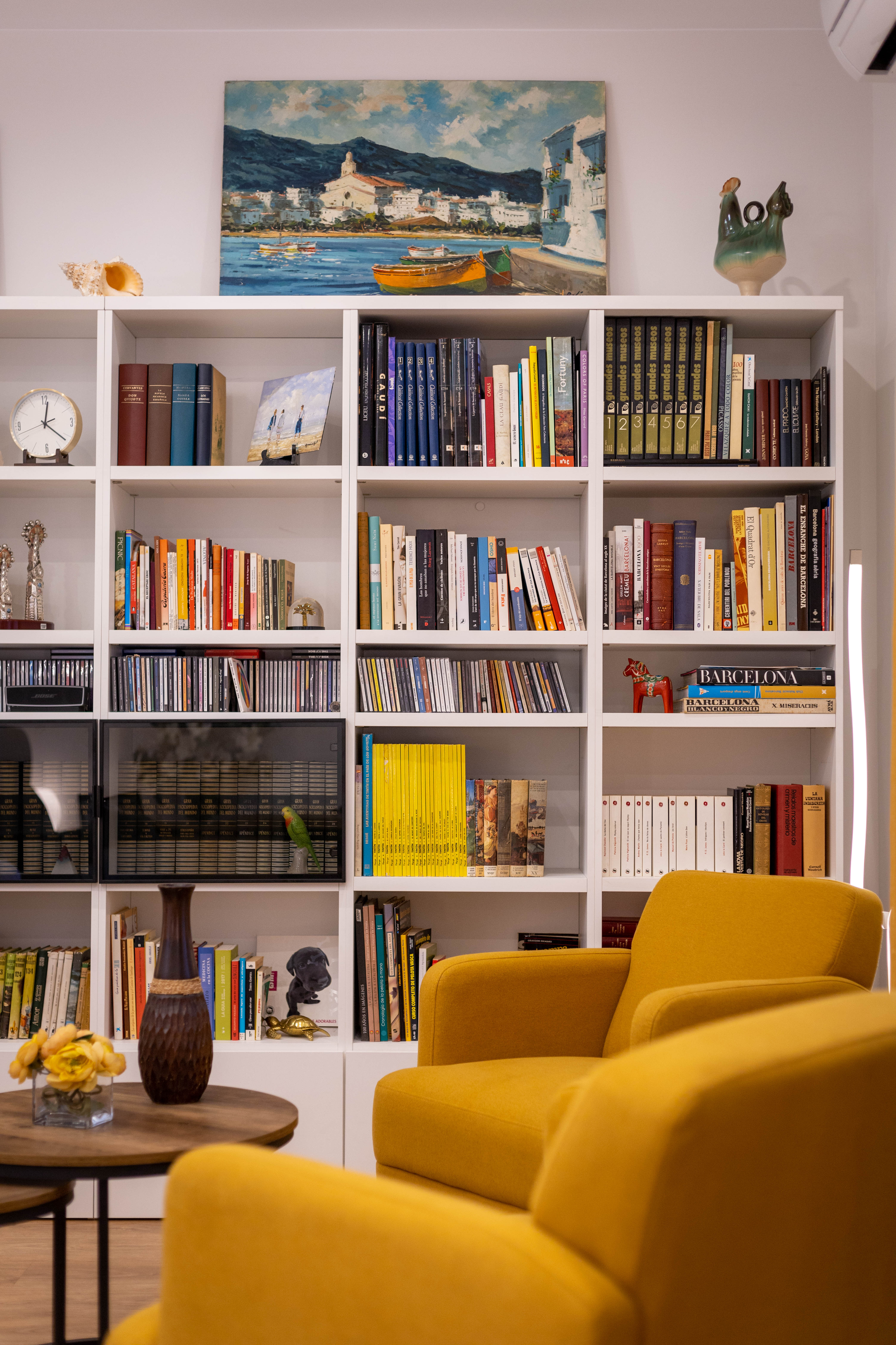 Librería con diseño de interiorismo