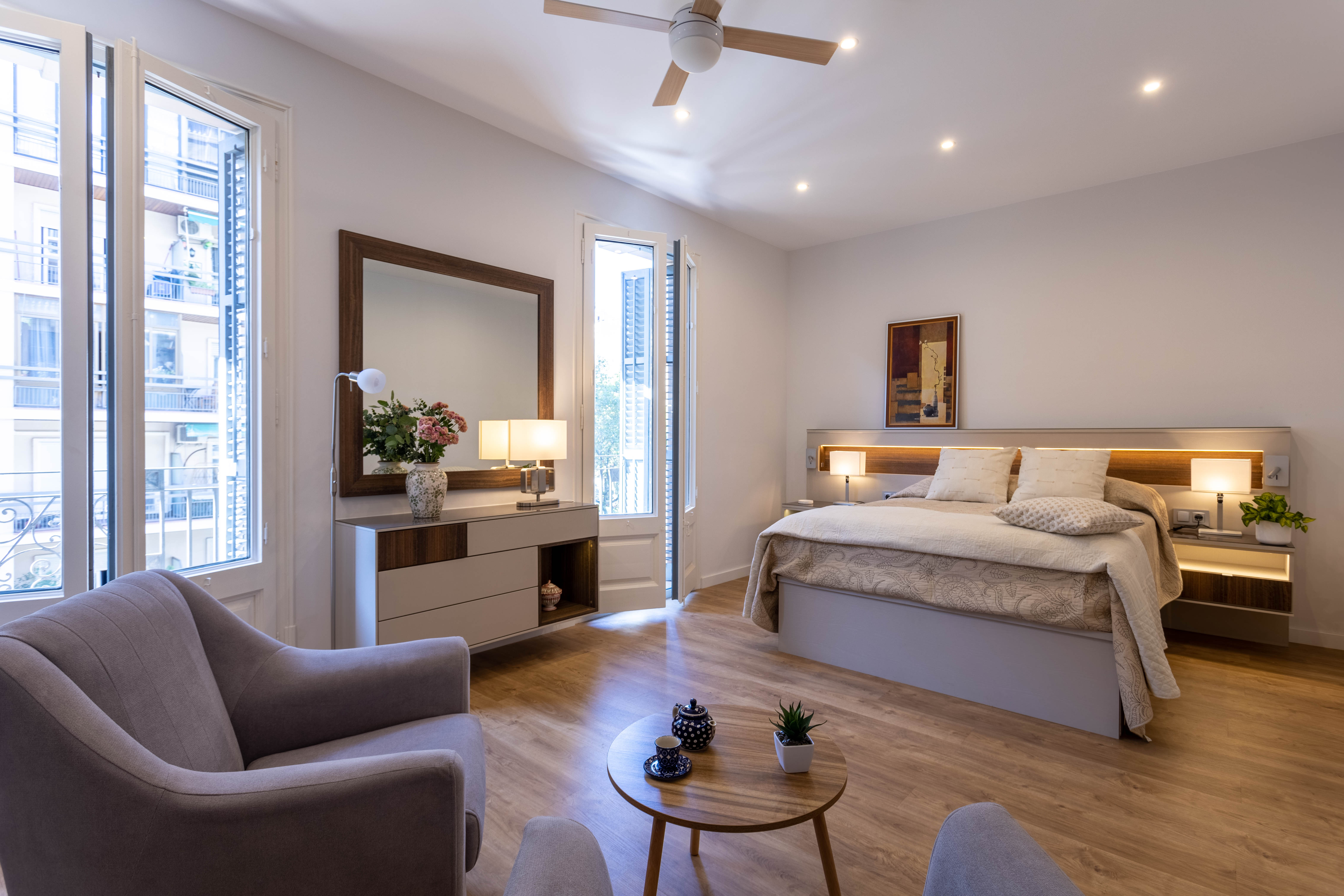 Interior reformado con acabados premium